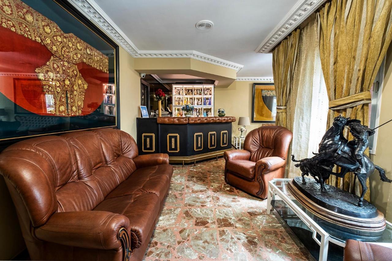Hotel Ginés Extérieur photo