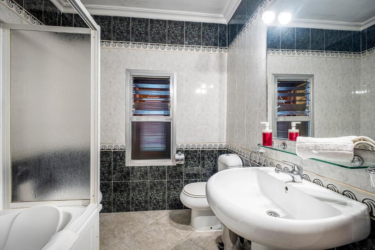Hotel Ginés Extérieur photo