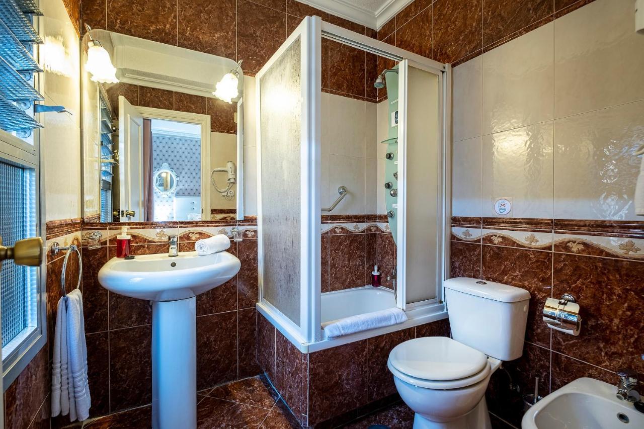 Hotel Ginés Extérieur photo