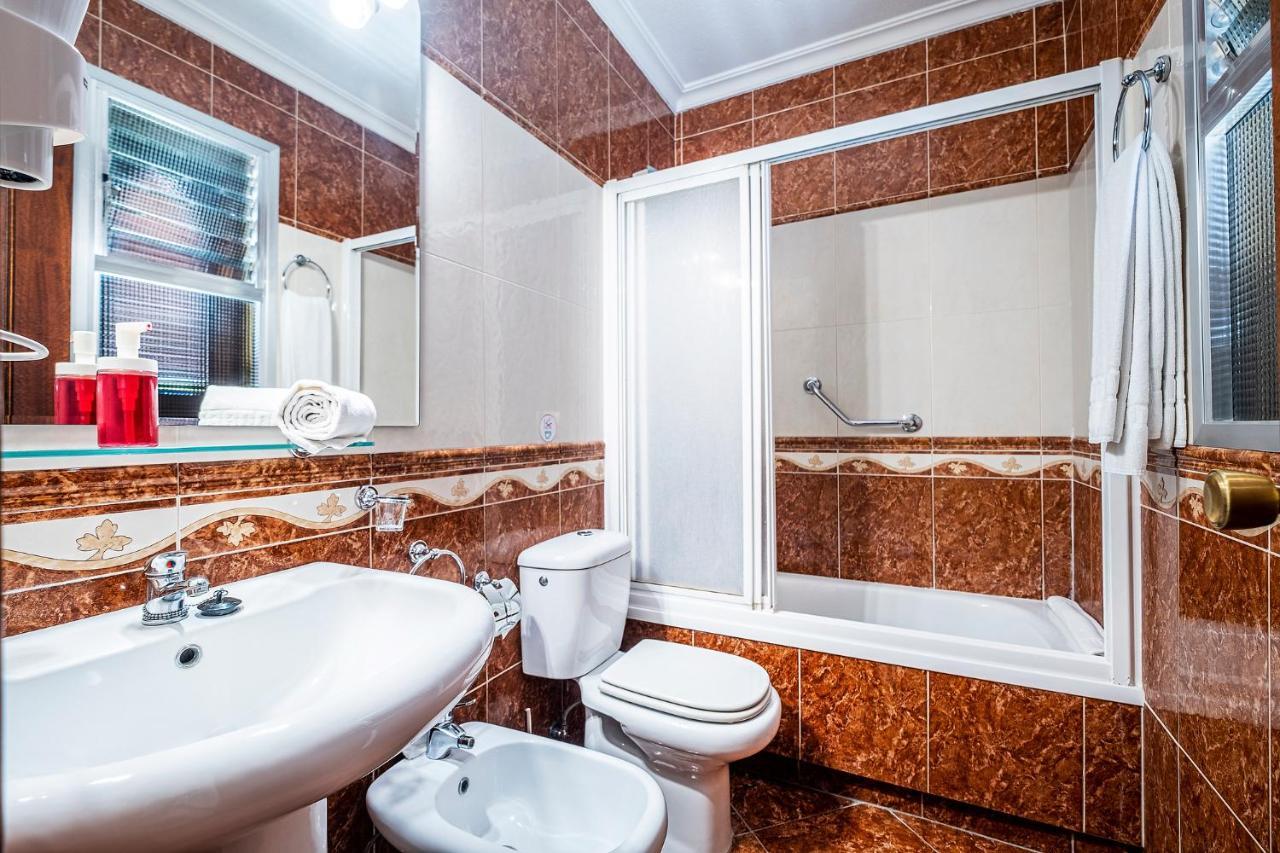 Hotel Ginés Extérieur photo