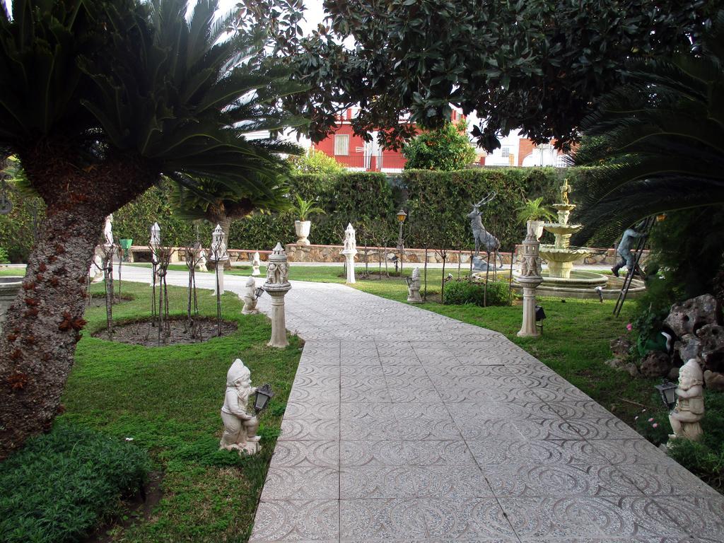 Hotel Ginés Extérieur photo