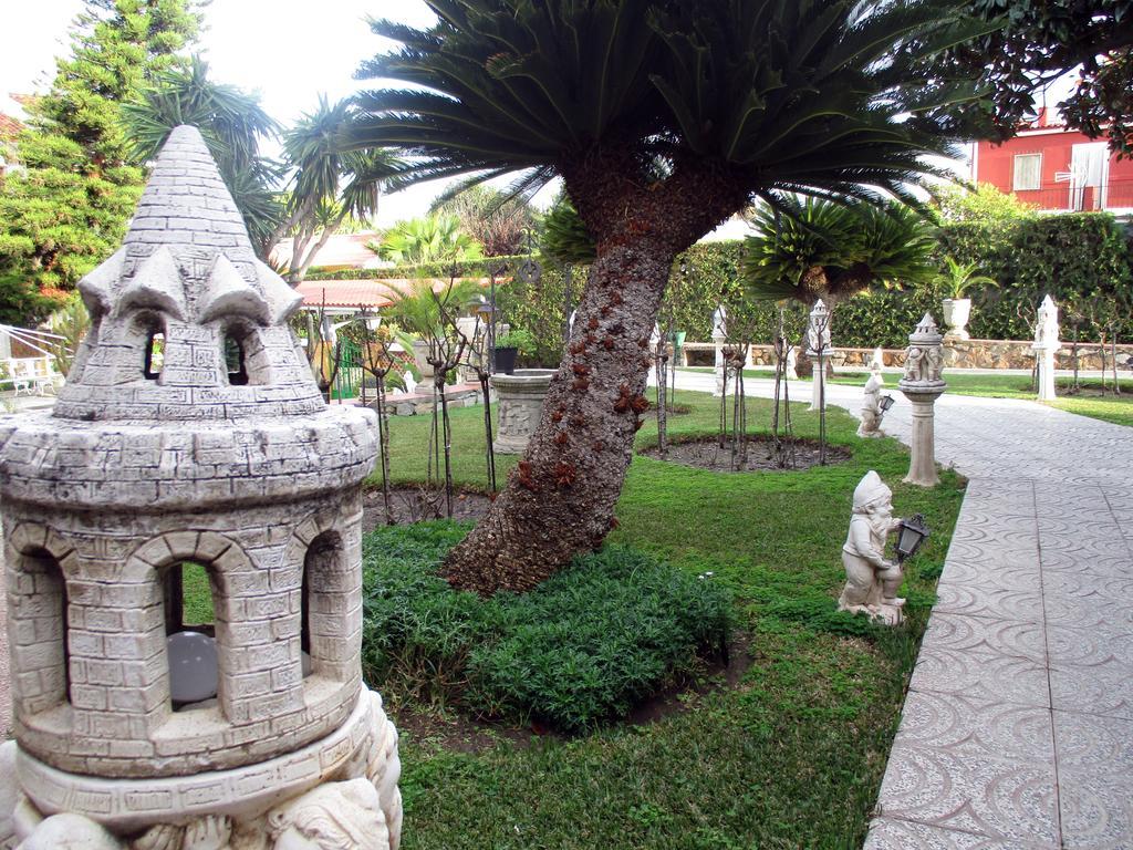 Hotel Ginés Extérieur photo